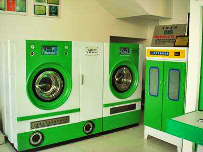 四氯乙烯干洗機跟石油干洗機區別？